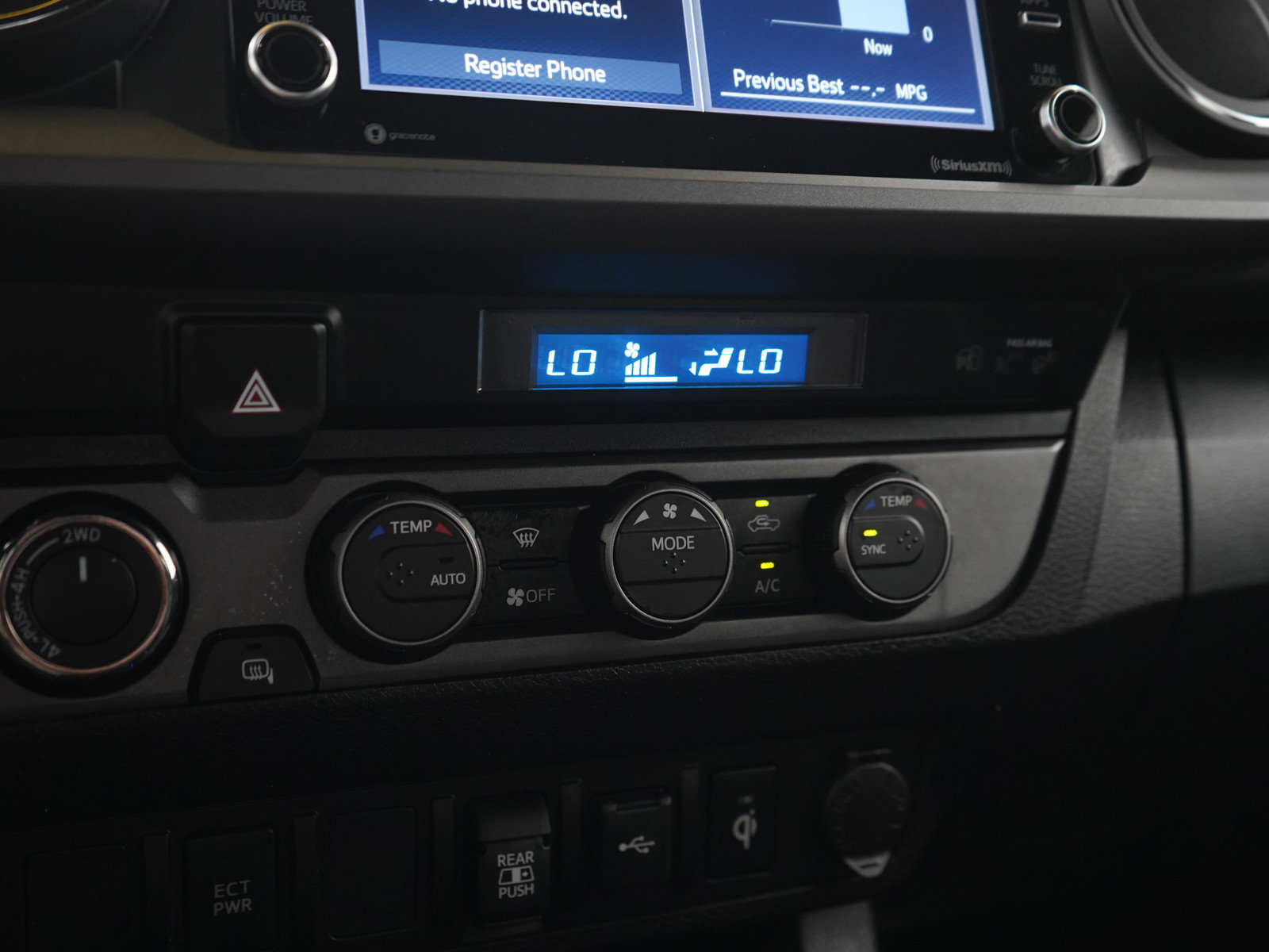 Used 2022 Toyota Tacoma TRD Sport AWD/4WD image 21