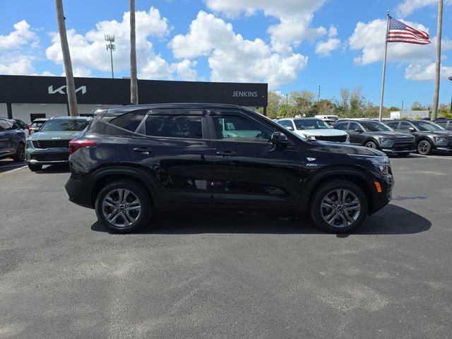 Used 2023 Kia Seltos LX image 13