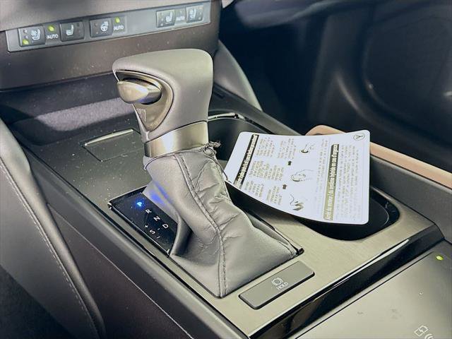Certified 2025 Lexus ES 350 w/ Premium Package FWD image 15