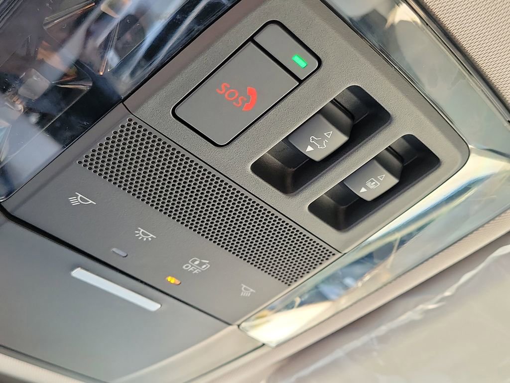 New 2025 Mitsubishi Outlander SE image 22