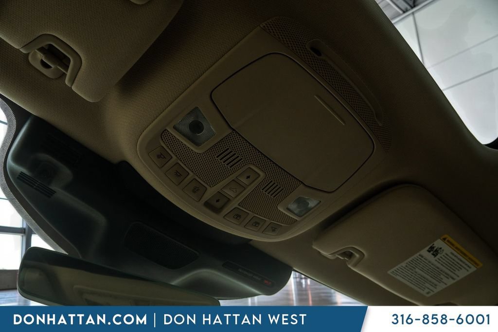Used 2022 Lincoln Nautilus Reserve AWD/4WD image 14
