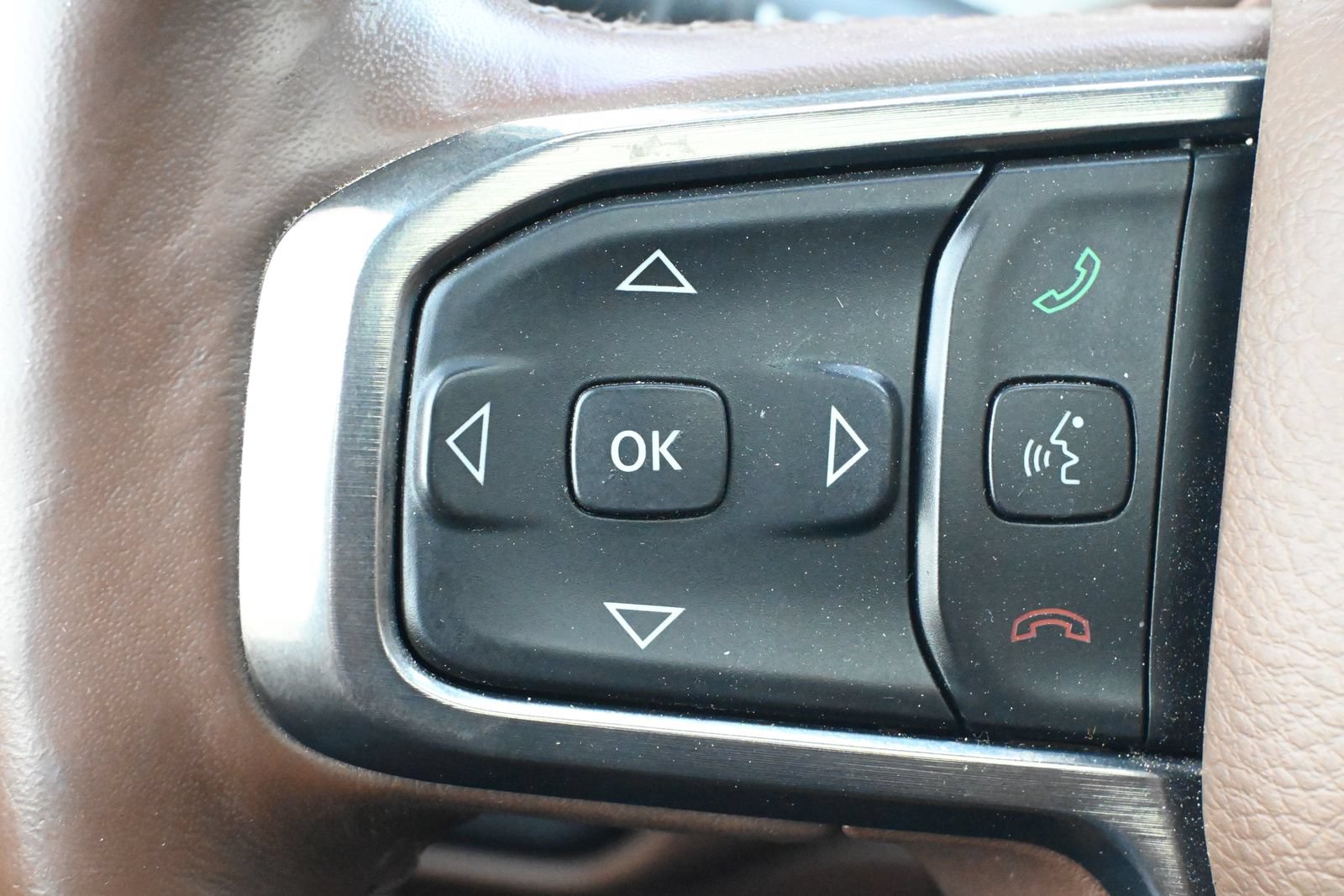 Used 2019 RAM 1500 Limited AWD/4WD image 18