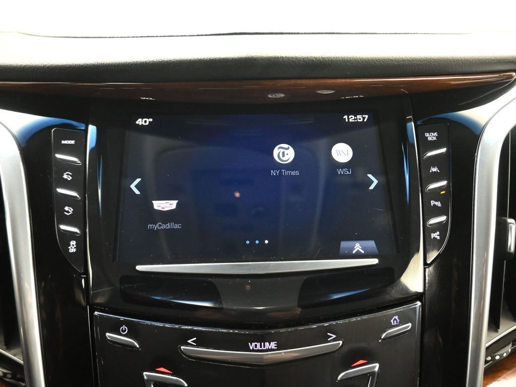 Used 2017 Cadillac Escalade Premium Luxury image 19