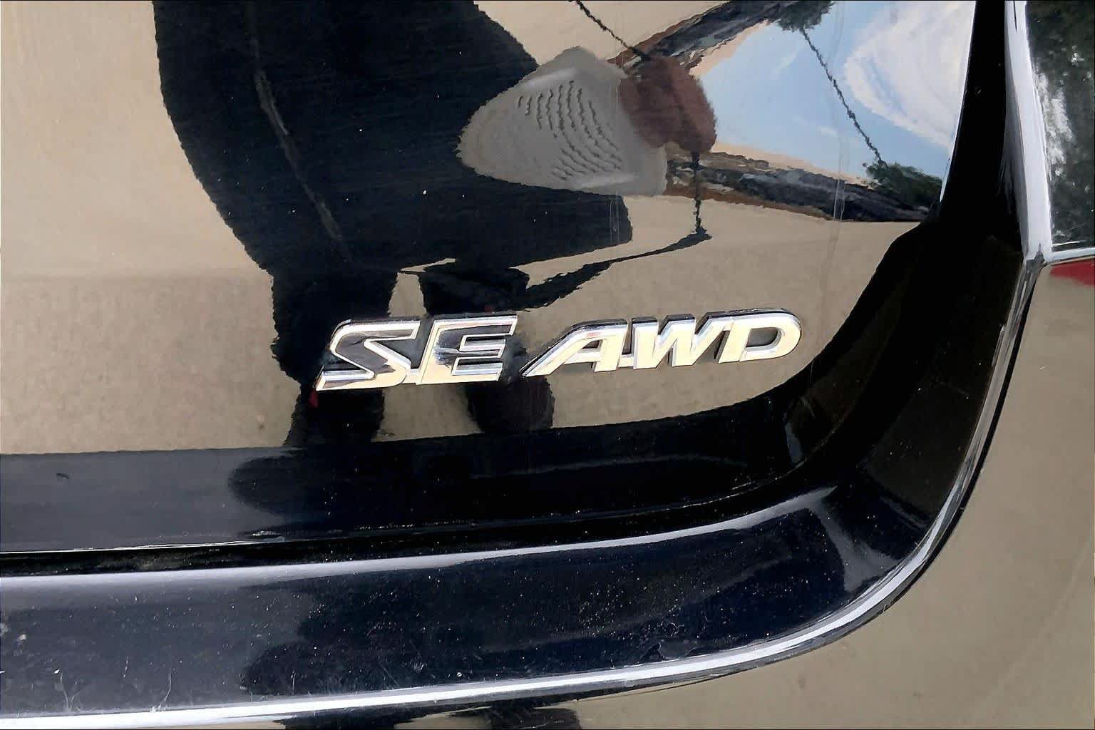 Used 2018 Toyota Highlander SE AWD/4WD image 10