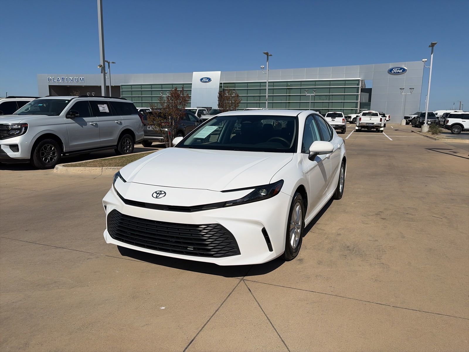 Used 2025 Toyota Camry LE image 26