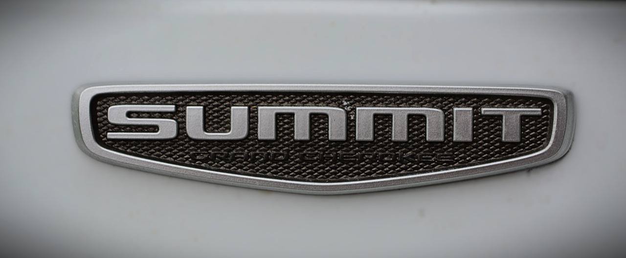 Used 2024 Jeep Grand Cherokee Summit AWD/4WD image 39