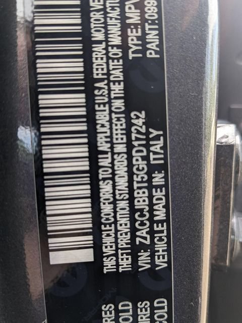 Used 2016 Jeep Renegade Latitude AWD/4WD image 33