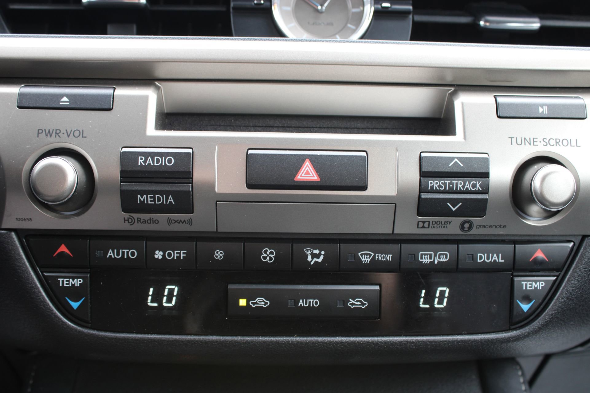 Used 2017 Lexus ES 350 w/ Luxury Package image 43