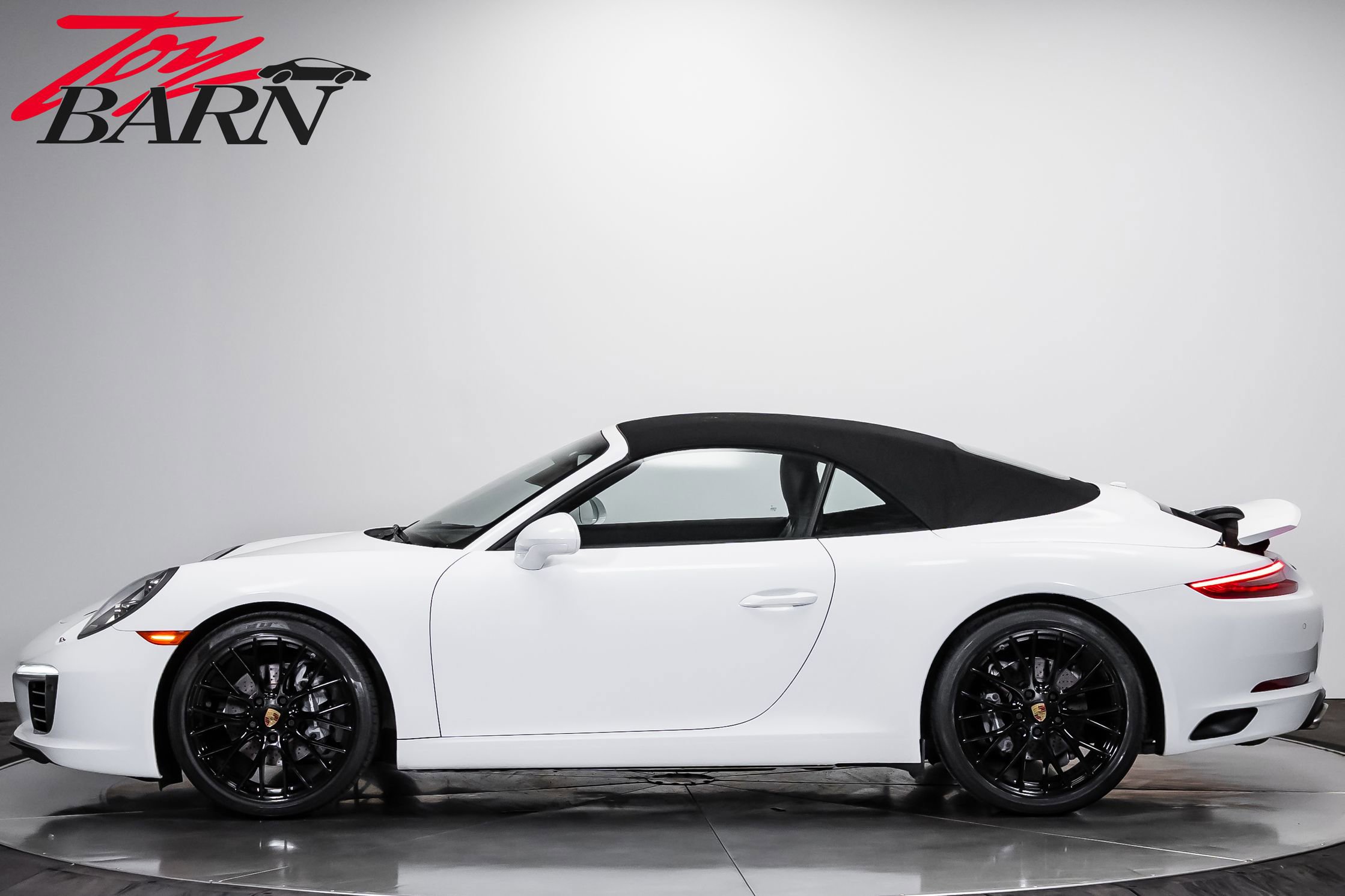 Used 2017 Porsche 911 Carrera RWD image 10