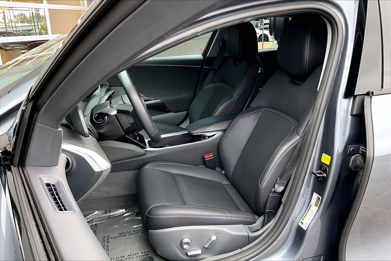 Used 2025 Lucid Air Pure RWD image 25