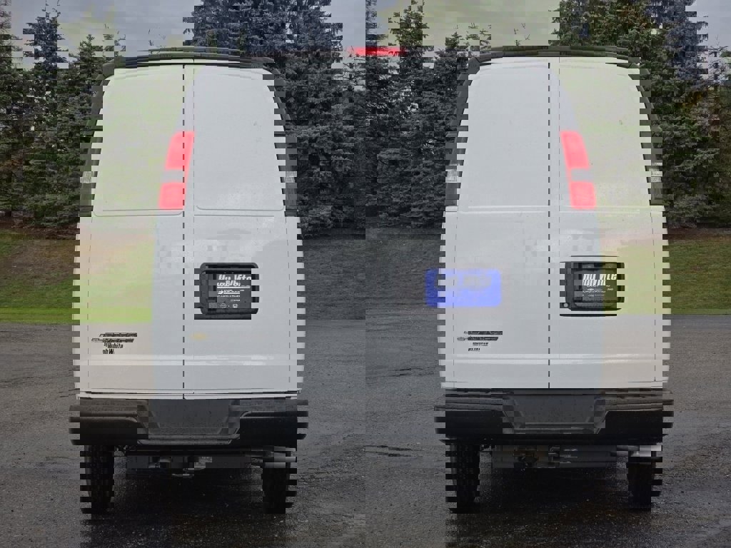 New 2025 Chevrolet Express 2500 w/ Driver Convenience Package image 7
