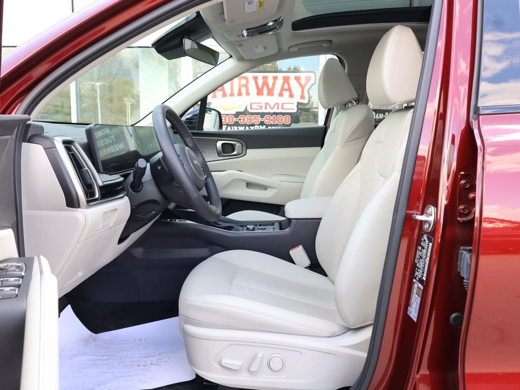 Used 2025 Kia Sorento X-Line EX AWD/4WD image 12