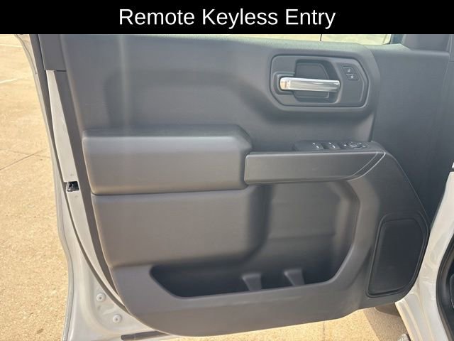 Used 2024 Chevrolet Silverado 1500 Custom image 13