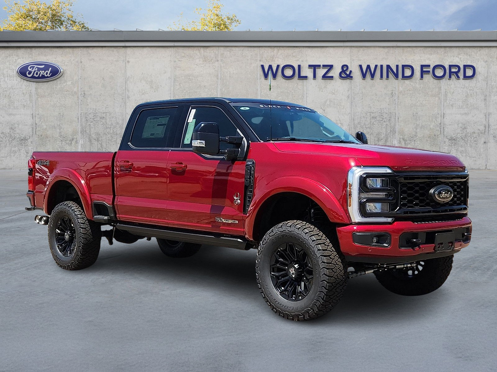 New 2026 Ford F250 Lariat w/ Black Appearance Package