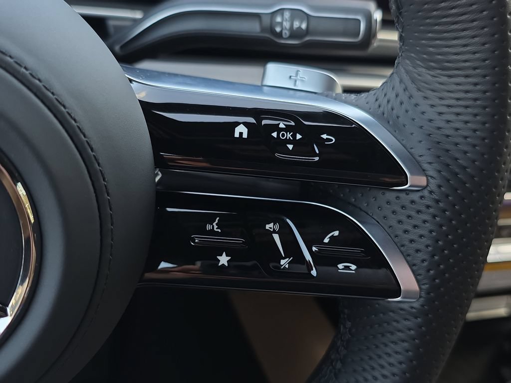 New 2026 Mercedes-Benz GLS 450 4MATIC image 25