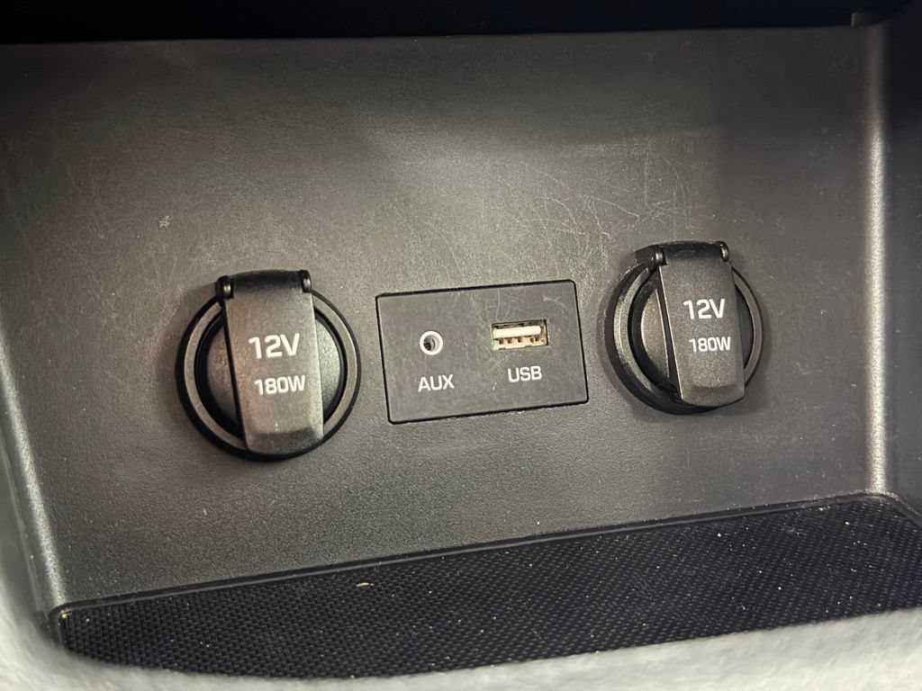 Used 2020 Hyundai Elantra GT FWD image 26