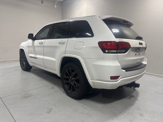 Used 2020 Jeep Grand Cherokee Altitude RWD image 8