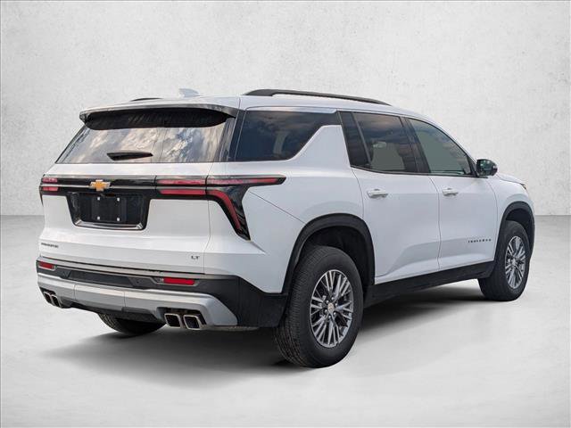 Used 2024 Chevrolet Traverse LT FWD image 5
