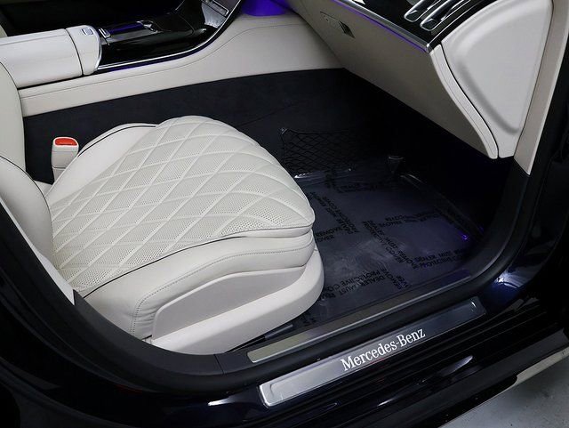 Certified 2024 Mercedes-Benz S 580 4MATIC Sedan w/ AMG Line image 38