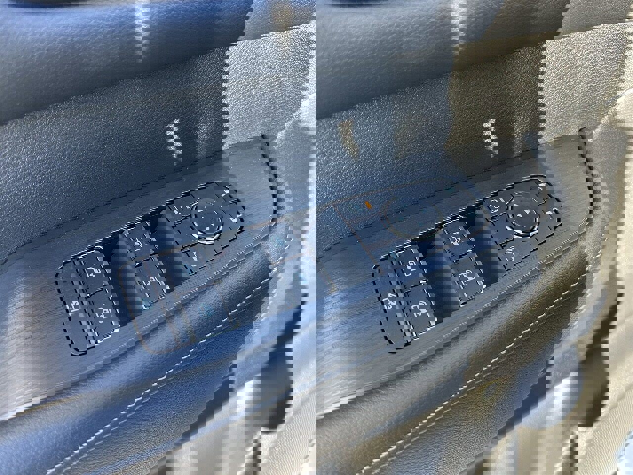 New 2026 Nissan Armada SV image 29