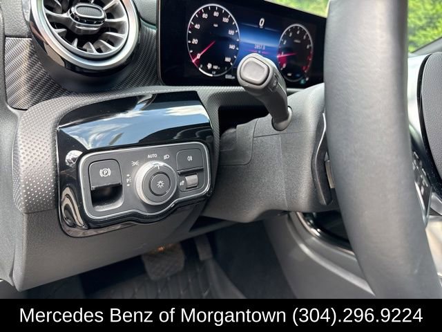 Certified 2025 Mercedes-Benz CLA 250 4MATIC image 17