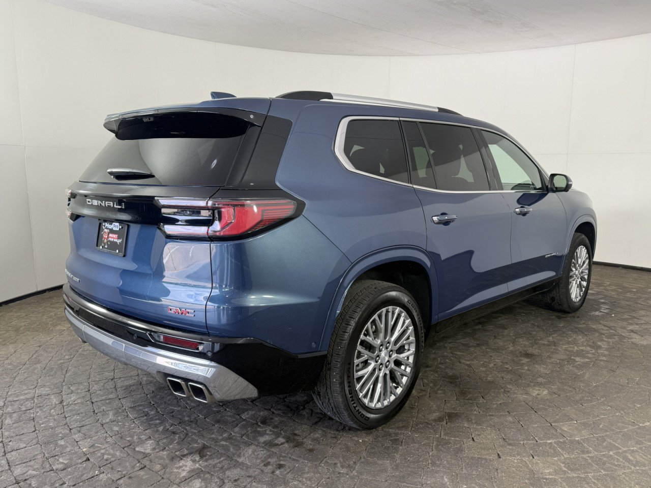 Used 2026 GMC Acadia Denali w/ Super Cruise Package AWD/4WD image 9
