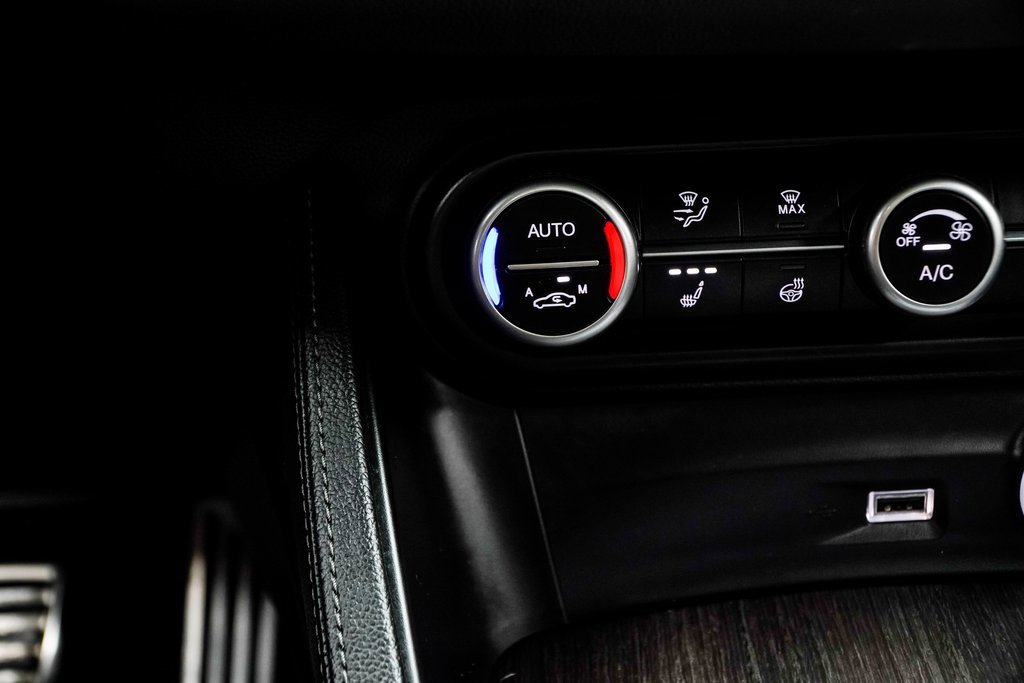 Used 2022 Alfa Romeo Stelvio Ti image 21