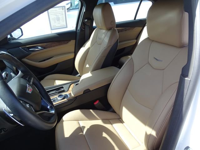 Used 2025 Cadillac CT5 Premium Luxury RWD image 8