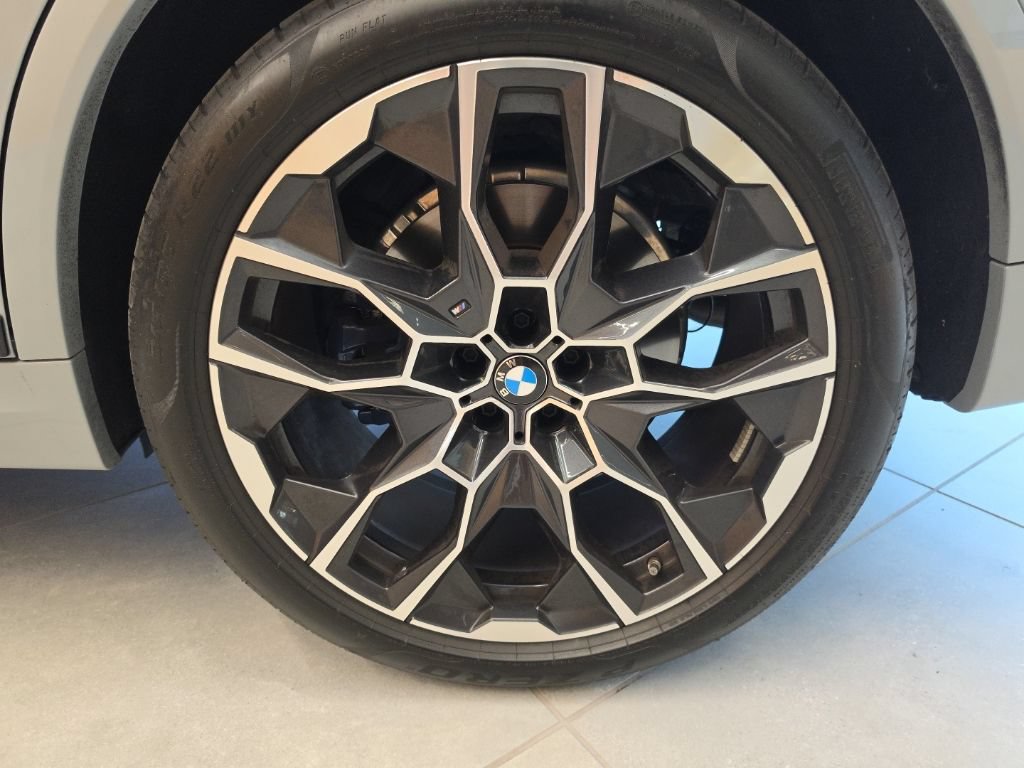 Used 2026 BMW X7 xDrive40i w/ Executive Package AWD/4WD image 86