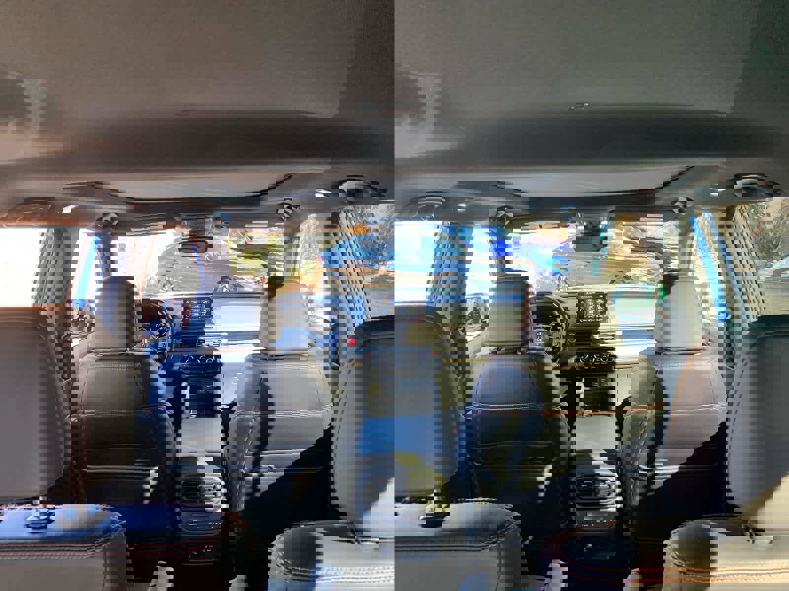 Used 2025 Honda Pilot TrailSport image 39