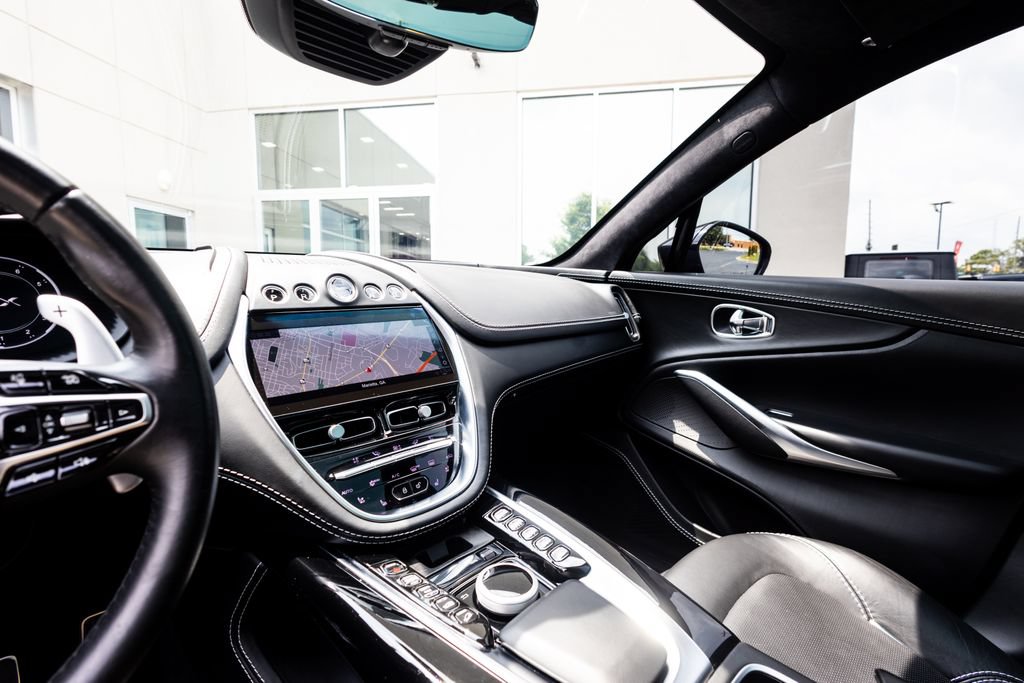 Used 2021 Aston Martin DBX AWD/4WD image 32