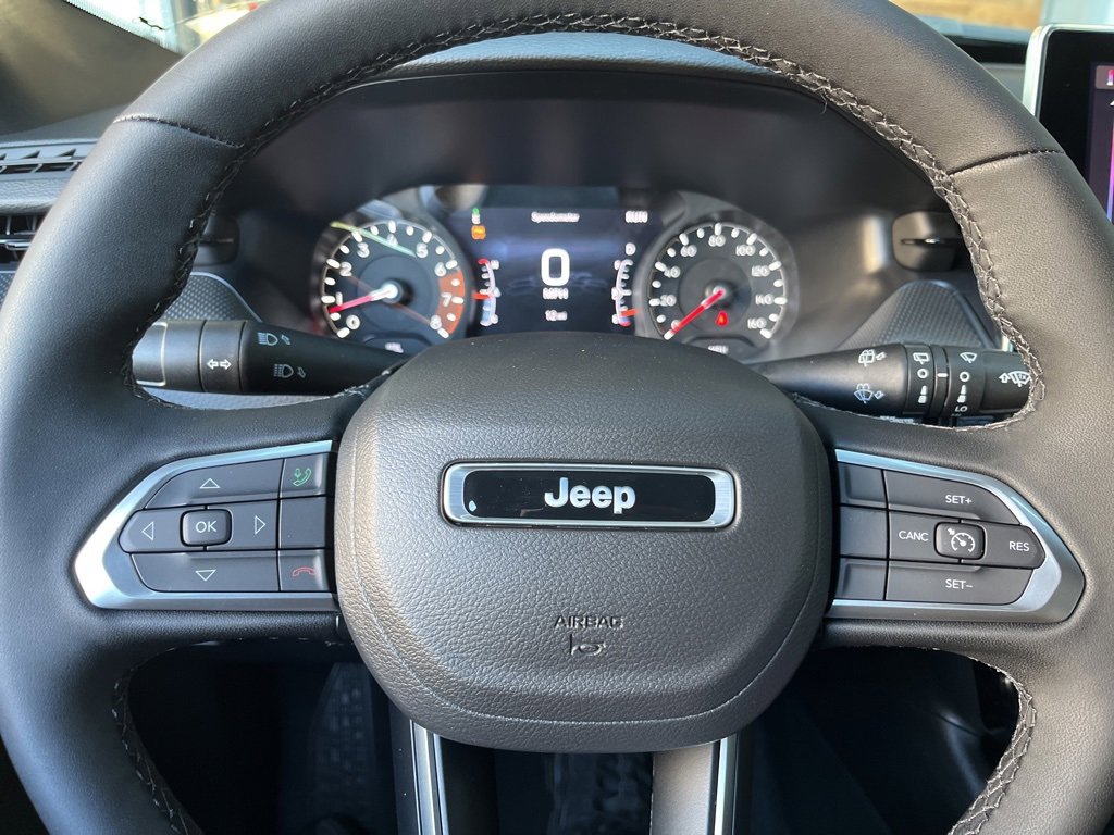 New 2026 Jeep Compass Latitude image 40