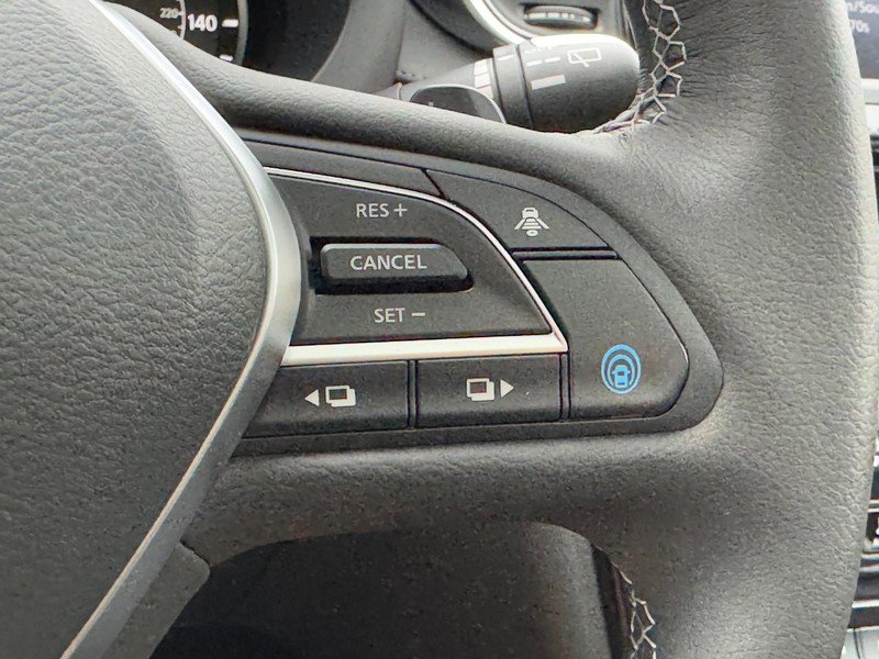 Used 2025 INFINITI QX50 Luxe image 19