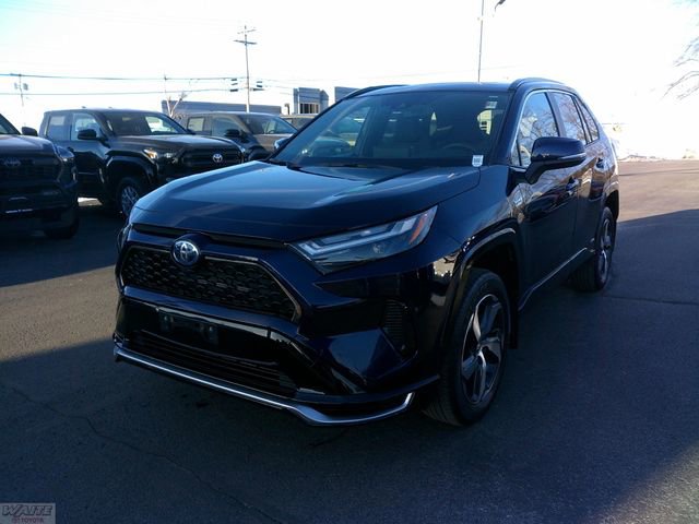 Used 2023 Toyota RAV4 SE w/ Weather & Moonroof Package image 5