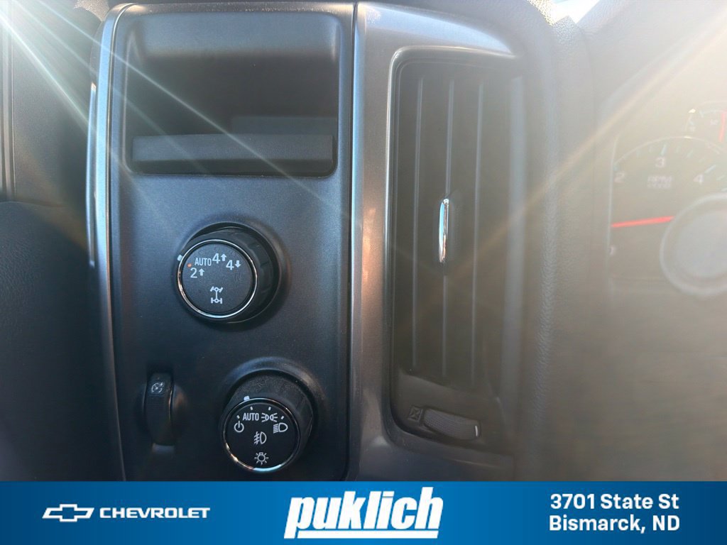Used 2018 Chevrolet Silverado 1500 LT w/ All Star Edition AWD/4WD image 12