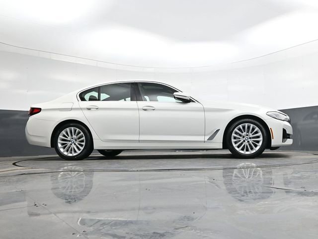 Used 2023 BMW 530i w/ Convenience Package image 32
