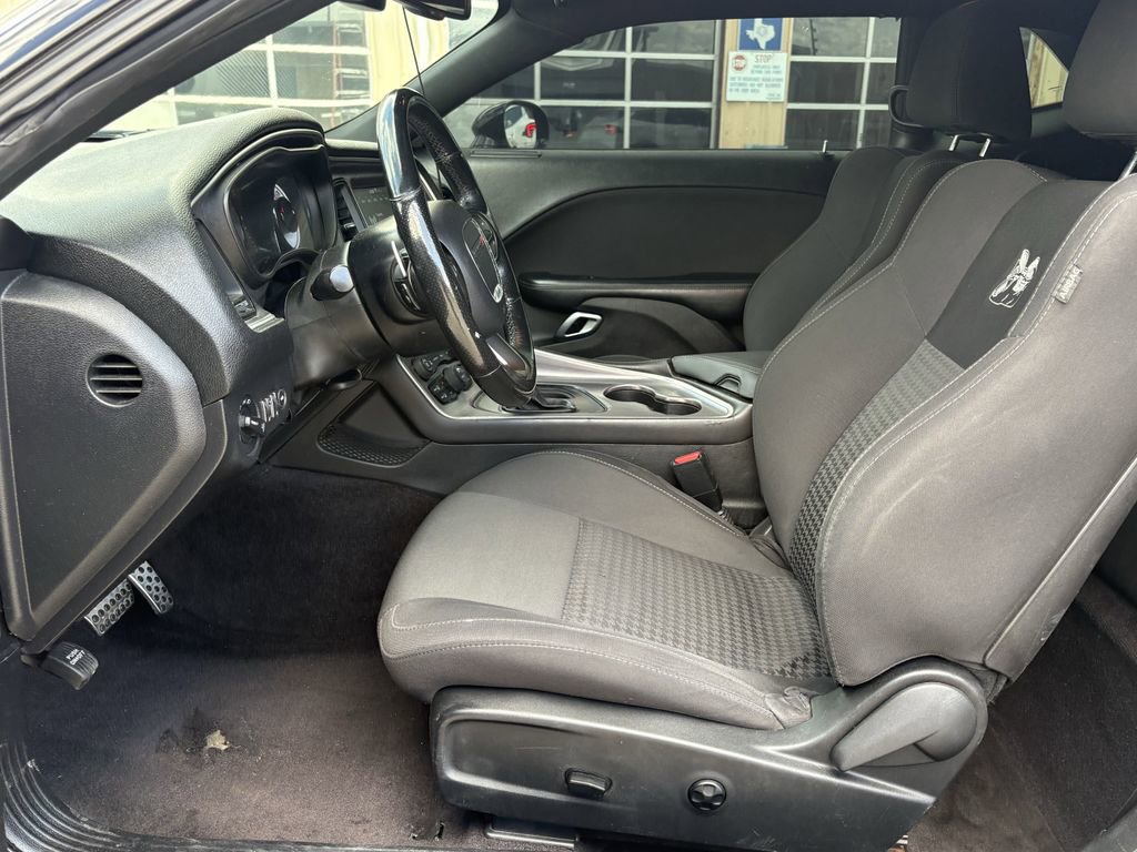 Used 2019 Dodge Challenger R/T Scat Pack w/ Shaker Package RWD image 12