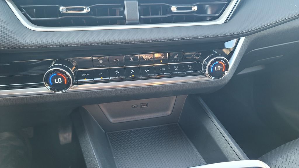 New 2026 Chevrolet Equinox LT image 22