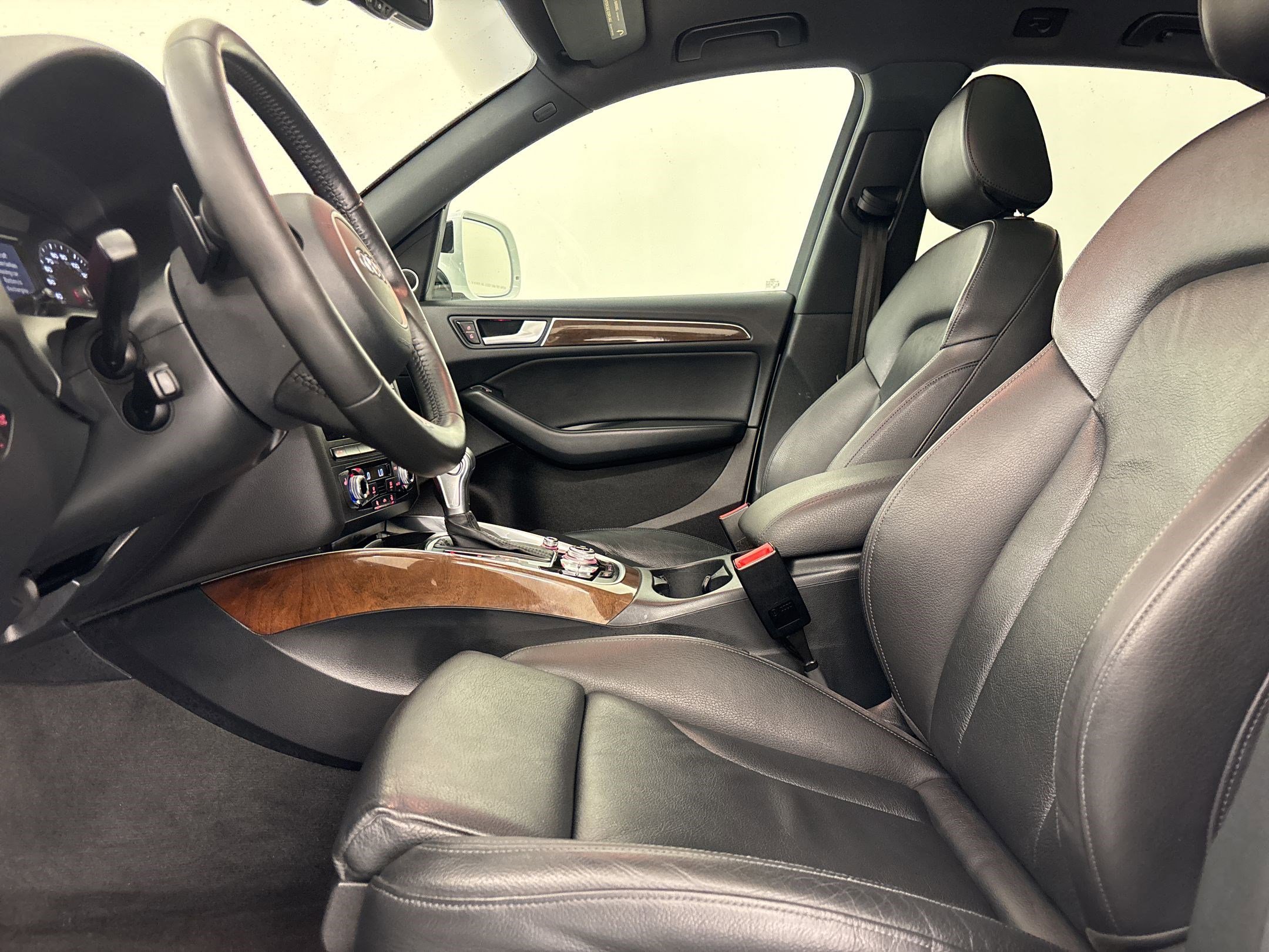 Used 2016 Audi Q5 2.0T Premium Plus w/ Technology Package AWD/4WD image 5