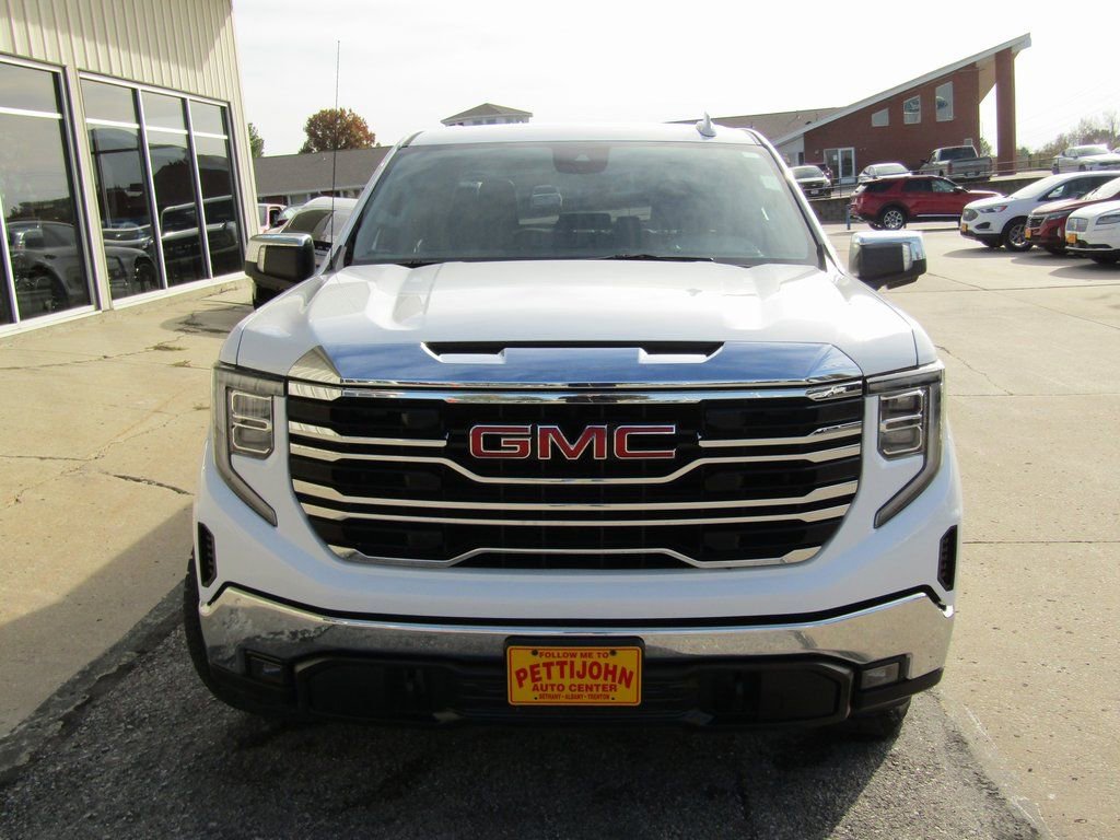 Used 2023 GMC Sierra 1500 SLT image 13