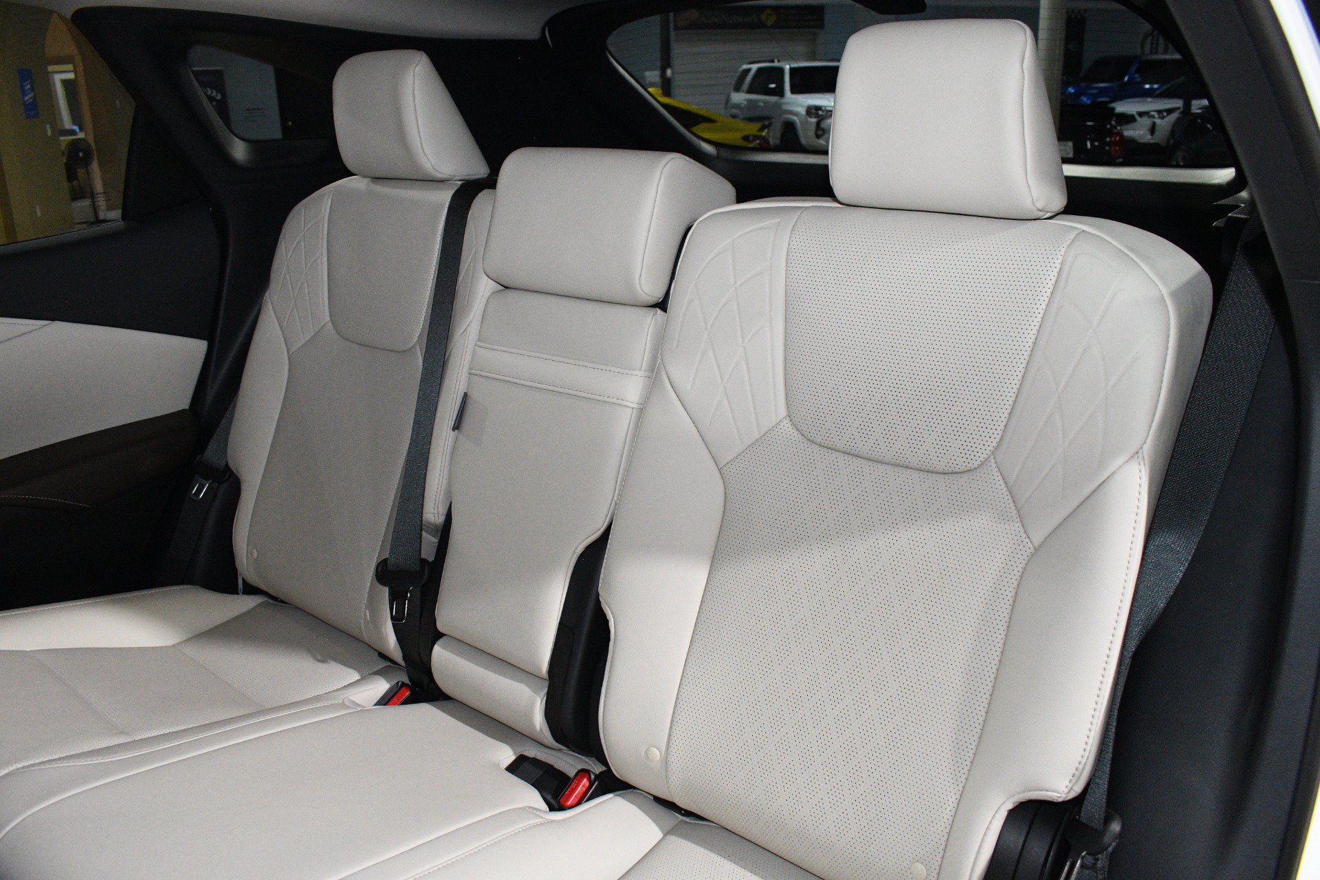 Used 2025 Lexus RX 350 Premium Plus w/ Convenience Package FWD image 17