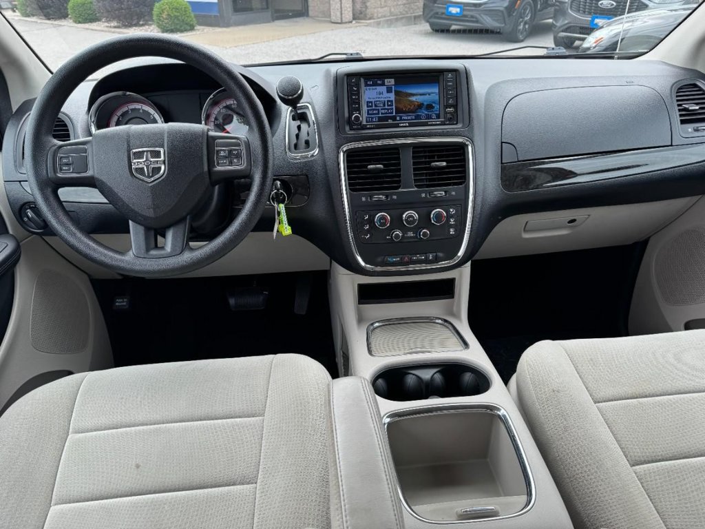 Used 2012 Dodge Grand Caravan SXT w/ Entertainment Group 1 FWD image 13