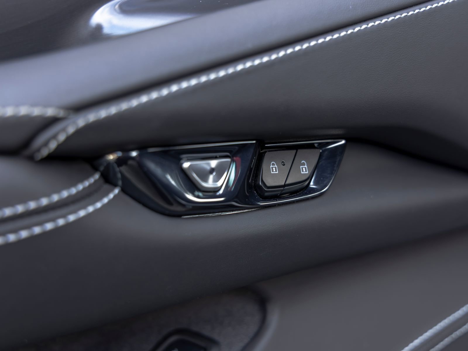 Used 2024 Chevrolet Corvette Z06 w/ Stealth Interior Trim Package image 30