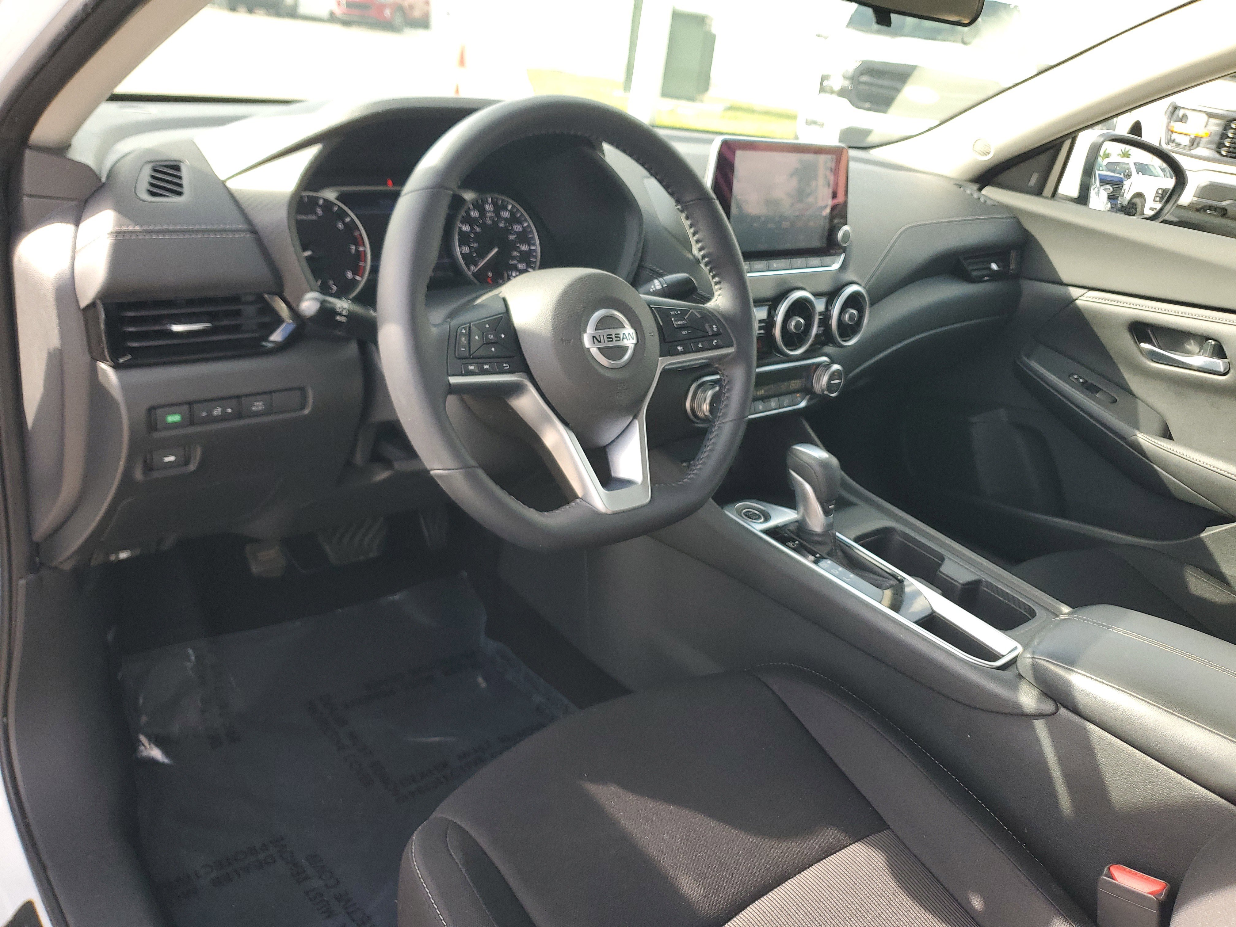 Used 2021 Nissan Sentra SV w/ Trunk Package FWD image 12