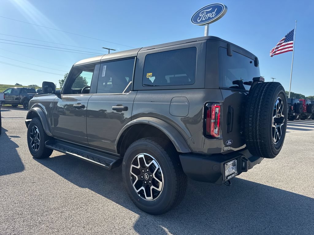 New 2026 Ford Bronco Outer Banks AWD/4WD image 4