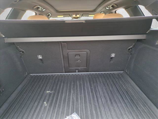 Used 2024 Volvo XC60 B5 Ultimate w/ Protection Package Premier image 6