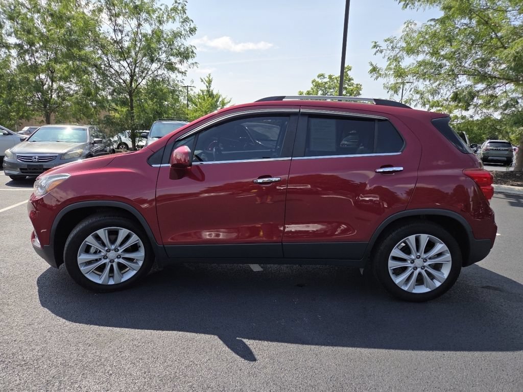 Used 2018 Chevrolet Trax Premier FWD image 21
