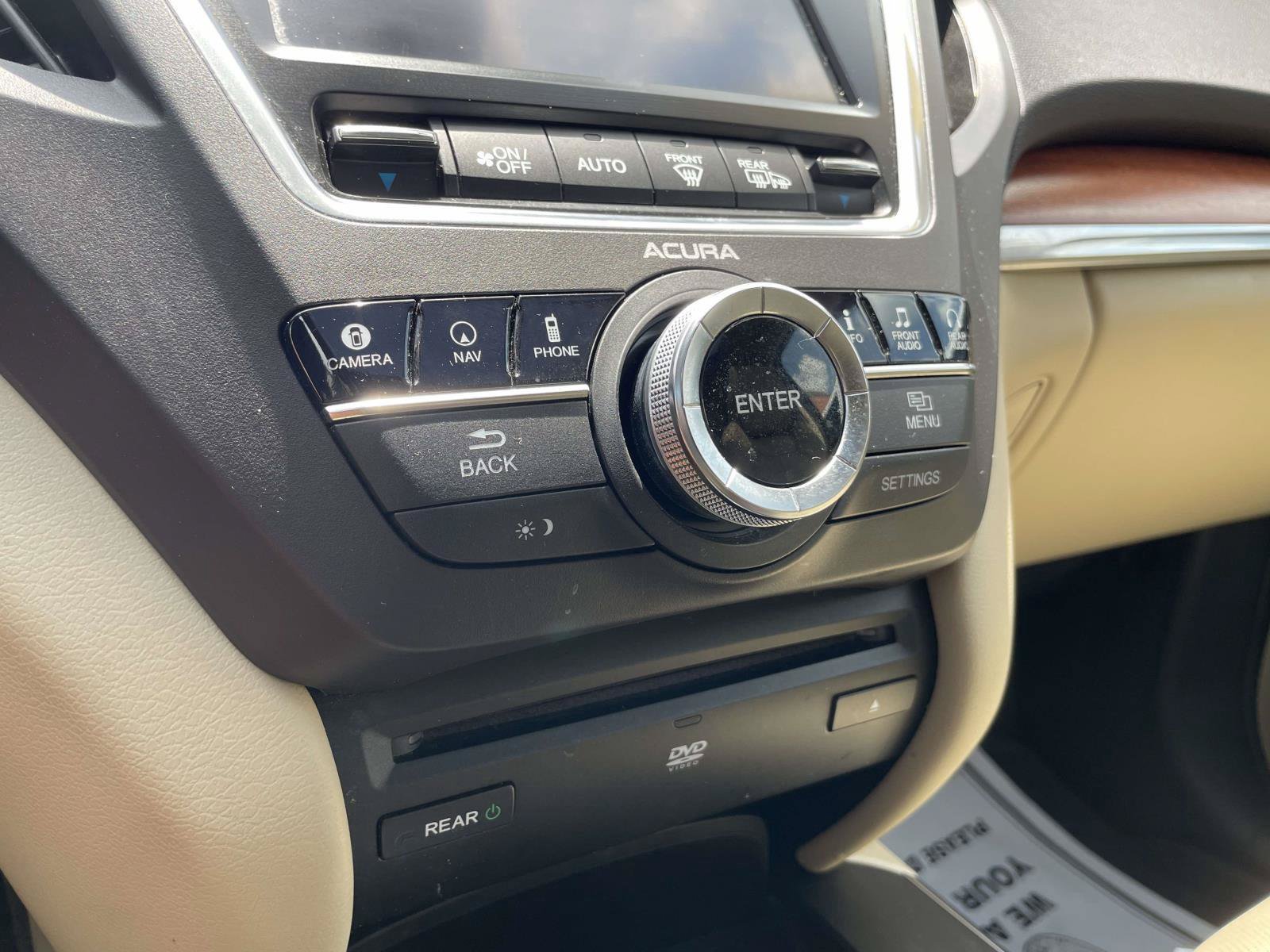 Used 2017 Acura MDX w/ Advance & Entertainment Pkg AWD/4WD image 14