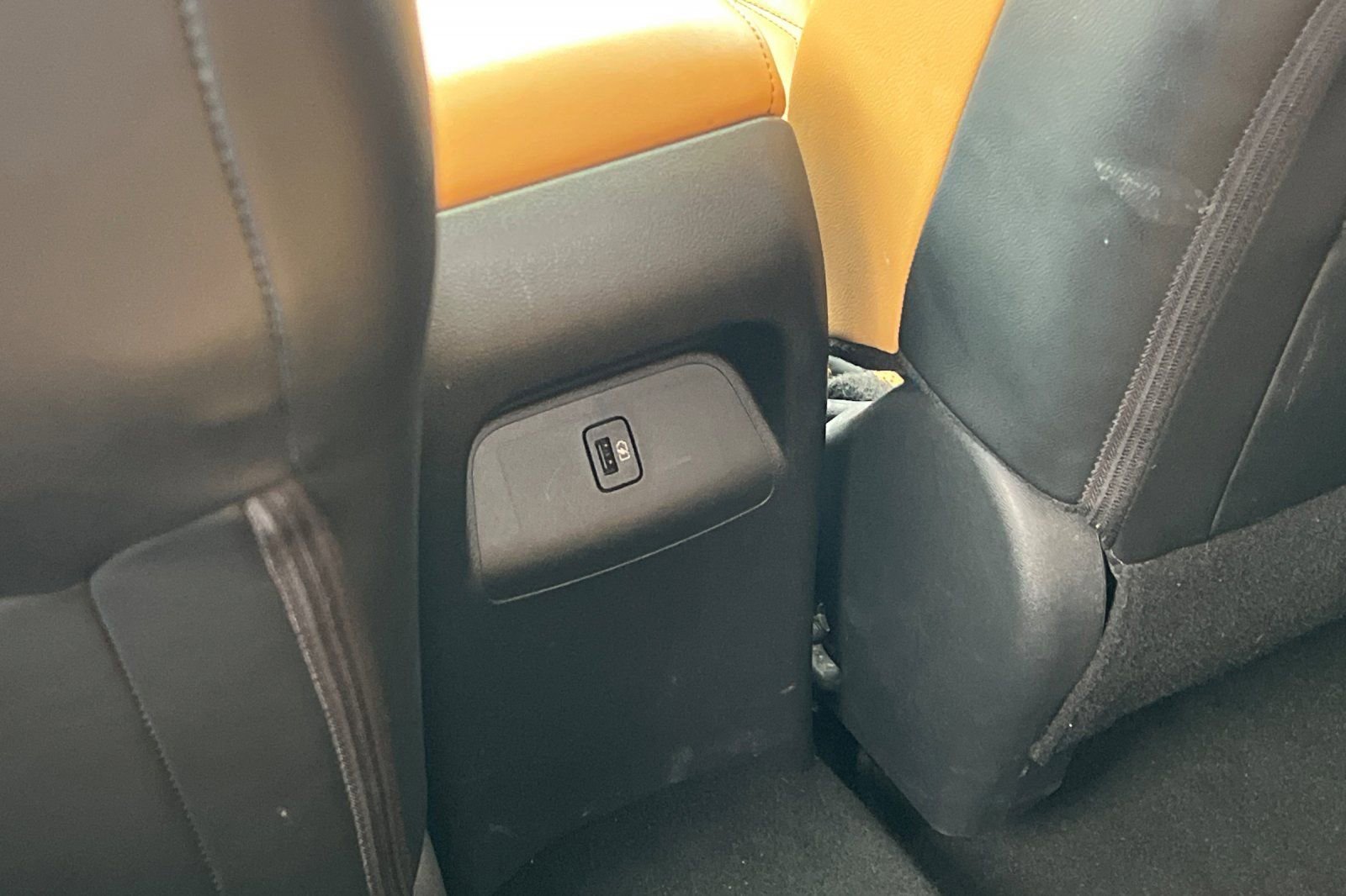 Used 2022 Nissan Sentra SV w/ SV Premium Package image 17