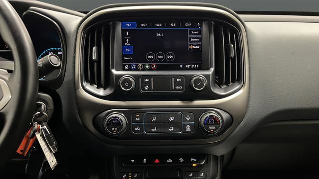 Used 2021 Chevrolet Colorado Z71 AWD/4WD image 12